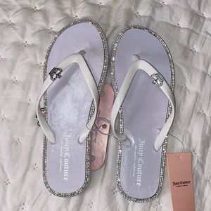 Juicy Couture Sparks White Flip Flop Sandals 7M